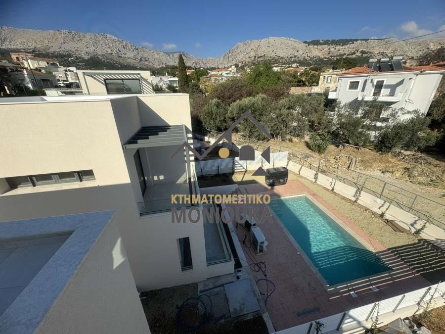 (For Sale) Residential Maisonette || Chios/Omiroupoli - 300 Sq.m, 3 Bedrooms, 890.000€ 