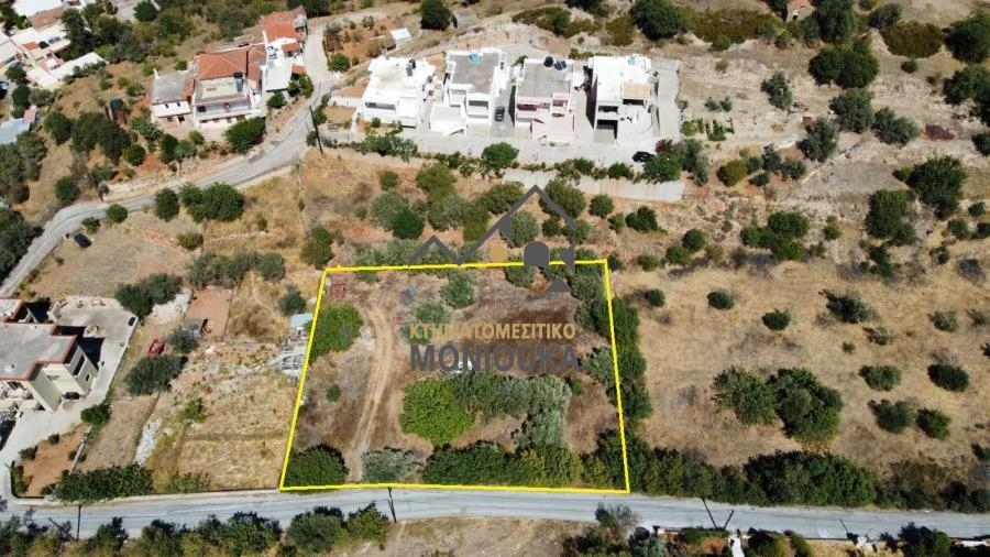 (Zum Verkauf) Nutzbares Land Grundstück || Chios/Chios - 3.048 m², 155.000€ 
